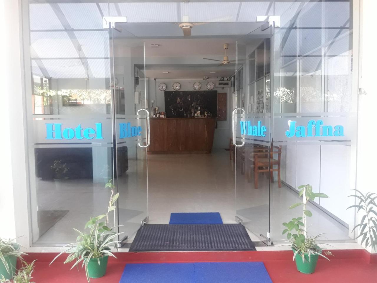 Hotel Blue Whale Jaffna Buitenkant foto
